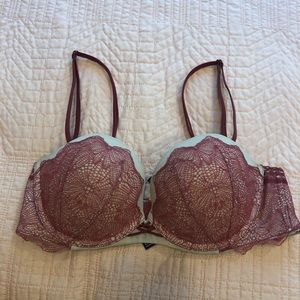 Victoria’s Secret “Very Sexy Bombshell” bra